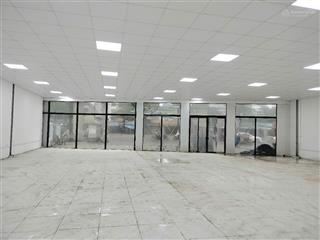 Cho thuê showroom tại km12, cầu diễn