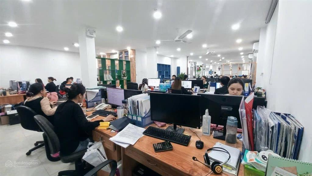 Cho thuê building đường xuân thuỷ, p. thảo điền q2! h t 5l (1800m2)