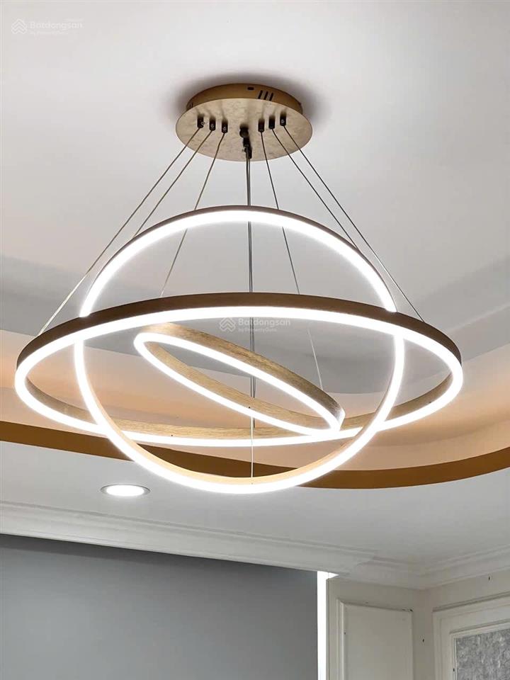Cho thuê nhà! đường ba tháng hai, phường 10, quận 10! (7x25m)
