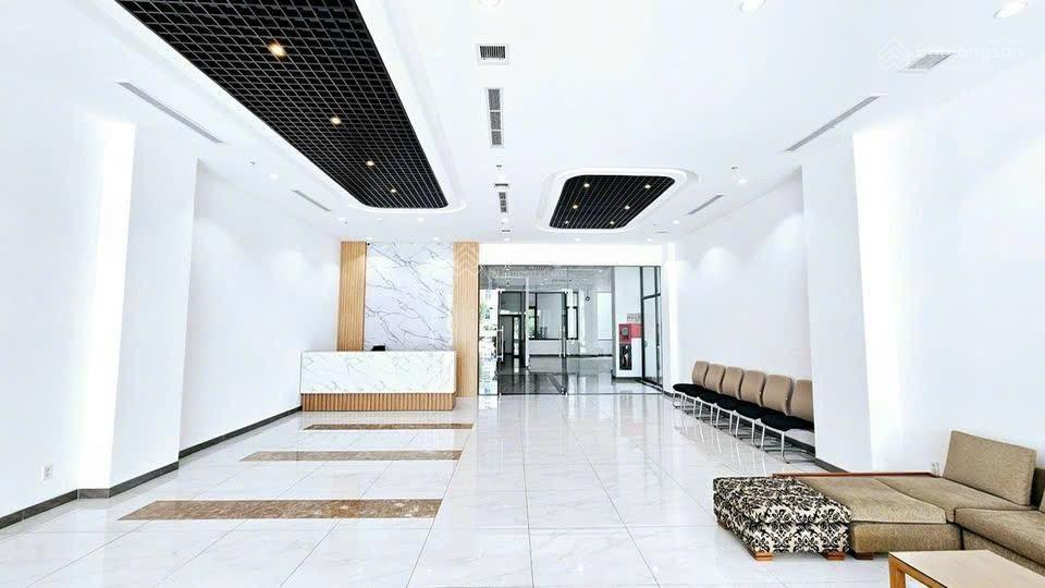 Cho thuê nhà! đường phan xích long phường phú nhuận. hầm 5 lầu tm (1200m²)