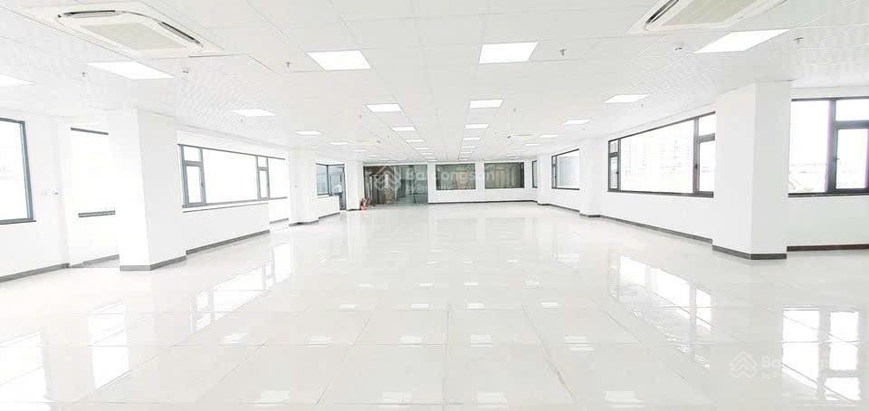 Cho thuê nhà! đường phan xích long phường phú nhuận. hầm 5 lầu tm (1200m²)