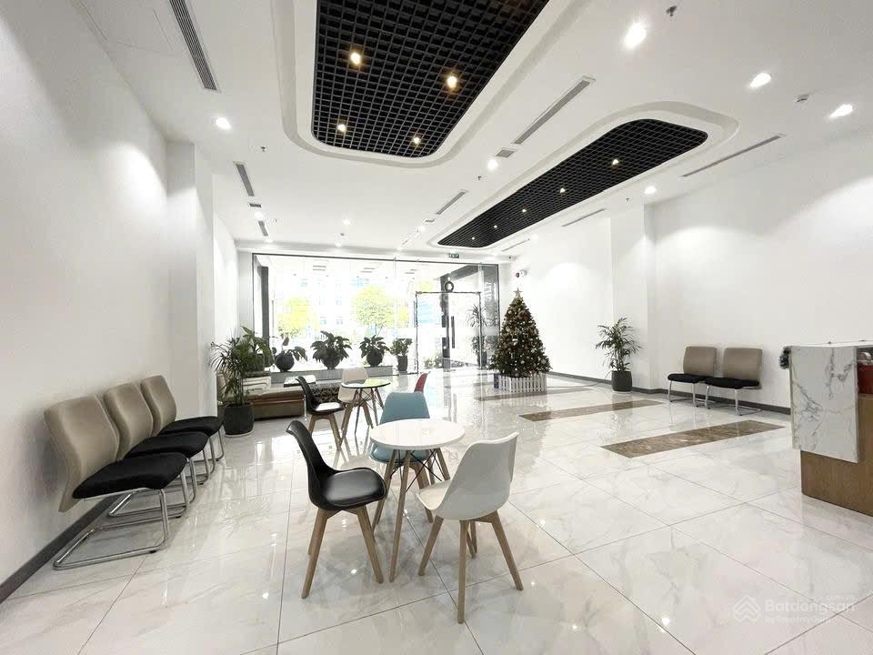 Cho thuê nhà! đường phan xích long phường phú nhuận. hầm 5 lầu tm (1200m²)