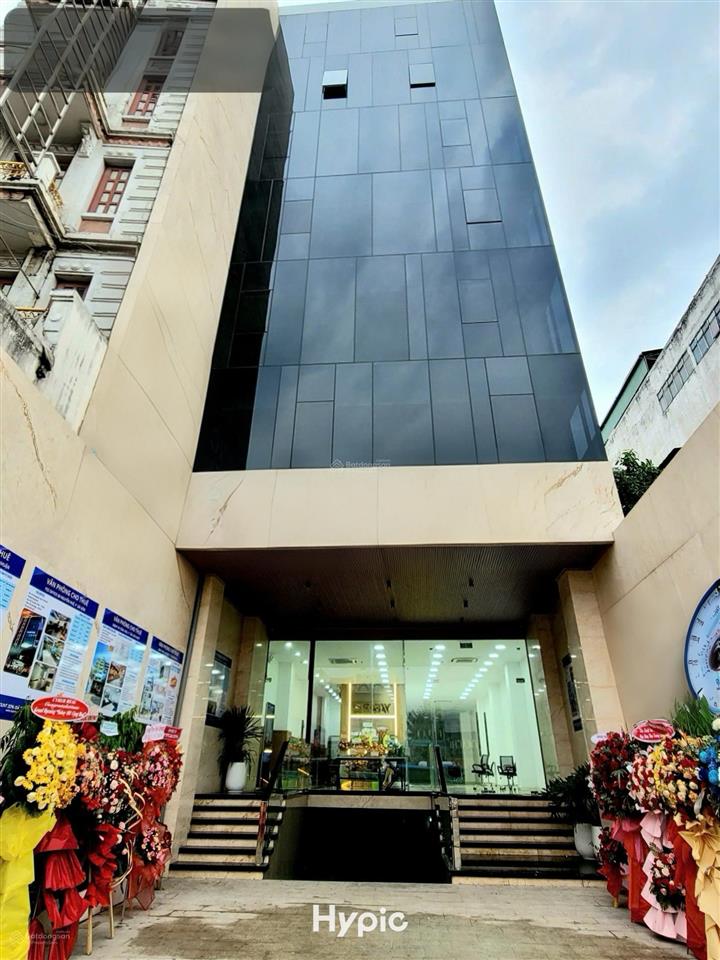 Cho thuê nhà! đường hai bà trưng, q3 (12x25)m  (gần nhà thờ đức bà)