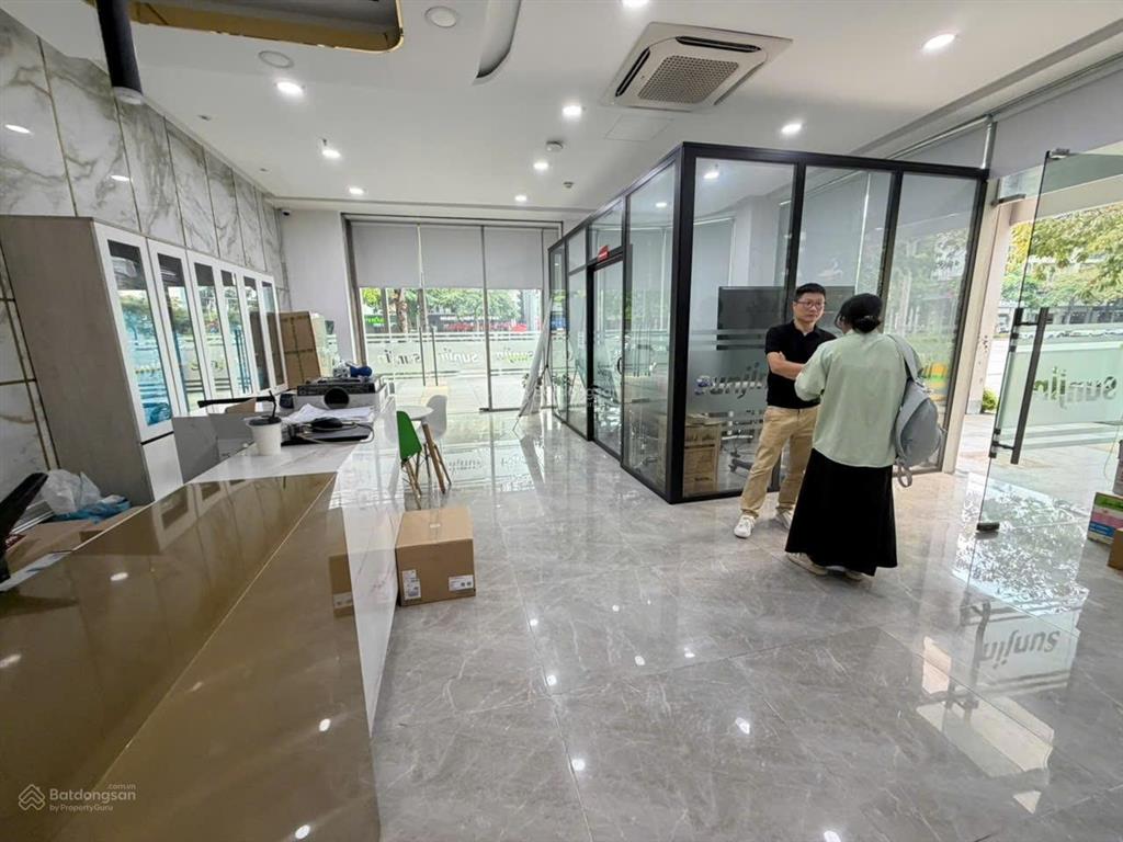 [cho thuê] toà nhà!!! cộng hoà quận tân bình. (1500m2) h 6l tm pccc v.v..
