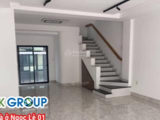 Bán gấp nhà, 3pn, 3wc, 159m2, giá chỉ 25  30tr/m2, tại đt 743, bình chuẩn, thuận an