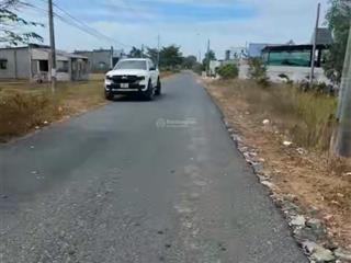 Một lô đất đẹp mặt tiền nguyễn thông ngang 12m dài 30m nở hậu 18m có 100 tc = 556m2 quy hoạch