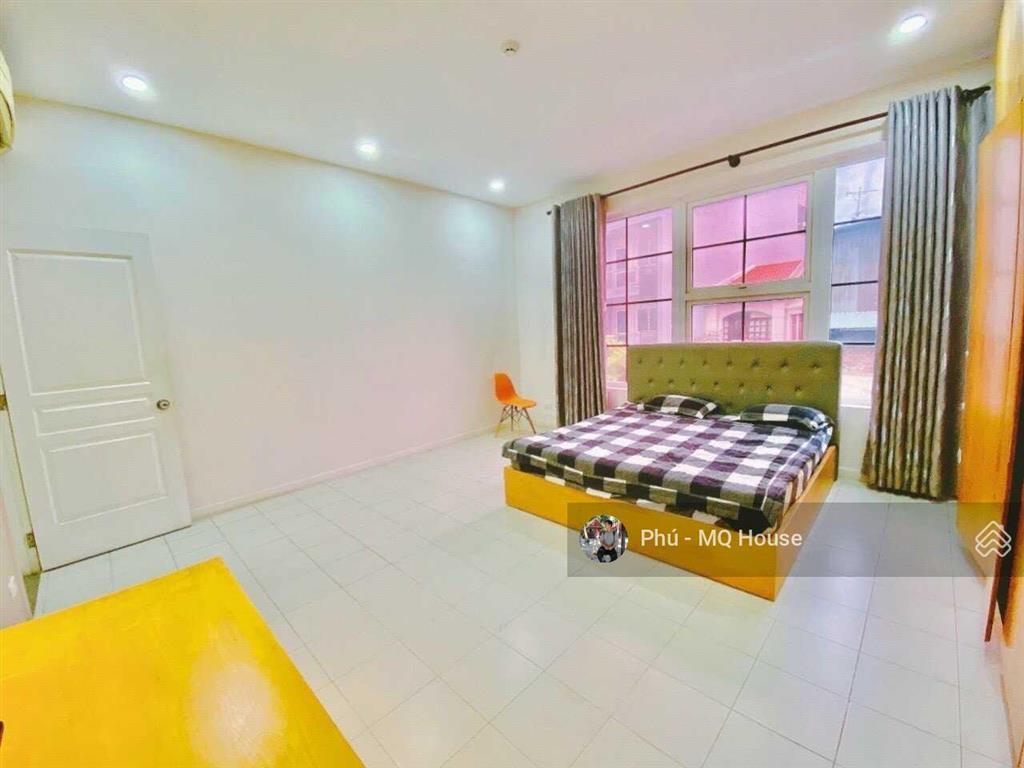 Cho thuê căn hộ 2pn balcon full nt 75m2 nguyễn đình chính, q. phú nhuận gần nam kỳ khởi nghĩa