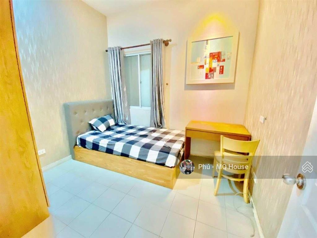 Cho thuê căn hộ 2pn balcon full nt 75m2 nguyễn đình chính, q. phú nhuận gần nam kỳ khởi nghĩa