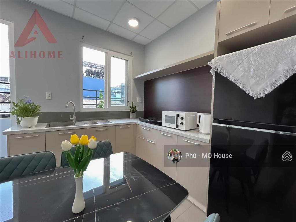 Cho thuê ch 2pn 2wc balcony full nt mới tinh phan xích long  phú nhuận, kế quận 1 có mgr