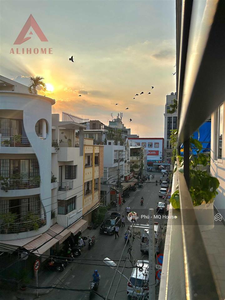 Cho thuê ch 2pn 2wc balcony full nt mới tinh phan xích long  phú nhuận, kế quận 1 có mgr