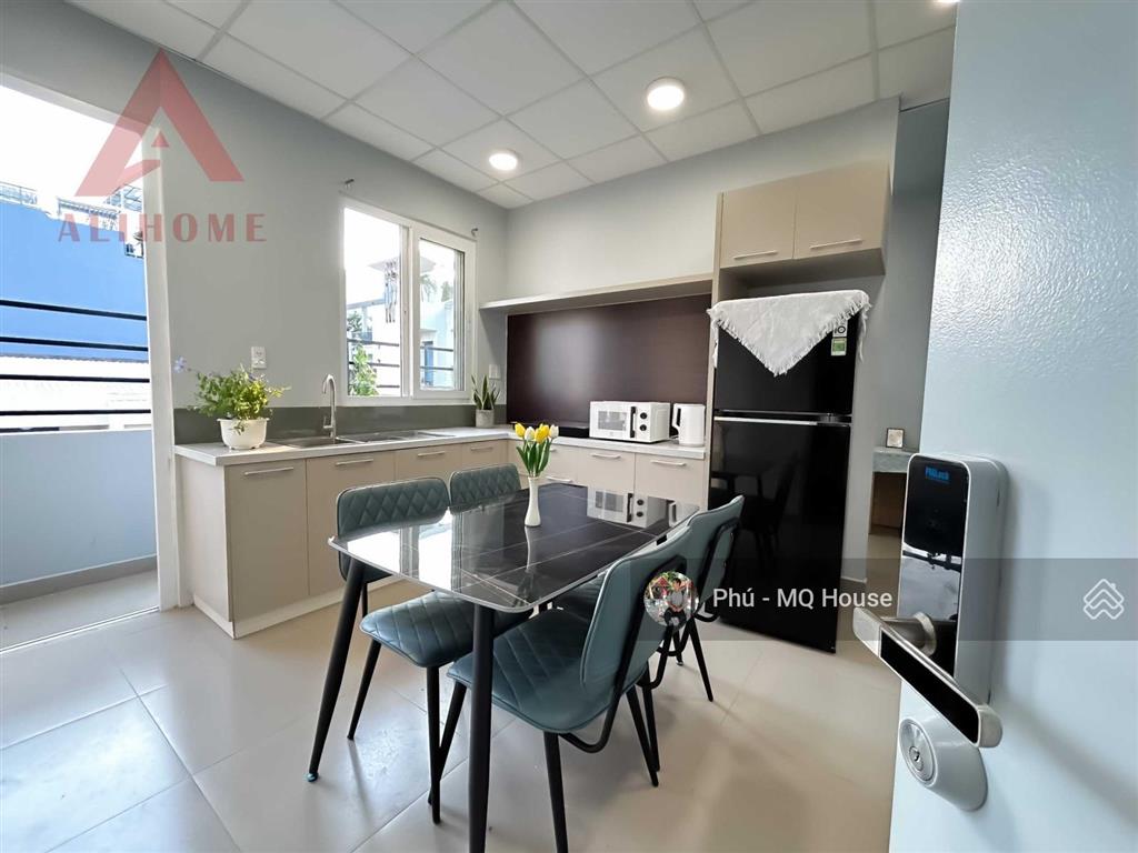 Cho thuê ch 2pn 2wc balcony full nt mới tinh phan xích long  phú nhuận, kế quận 1 có mgr