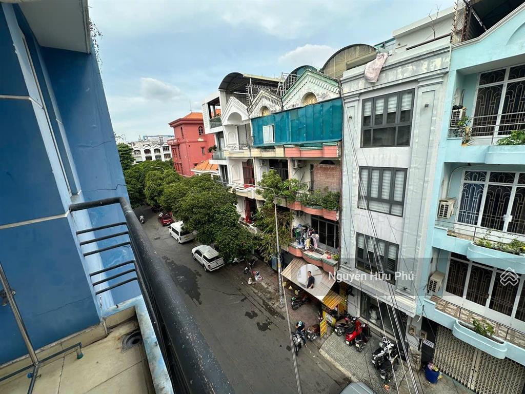 Cho thuê ch 2pn ban công full nt phan xích long | phú nhuận | bờ kè trường sa | 55m² | kế quận 1