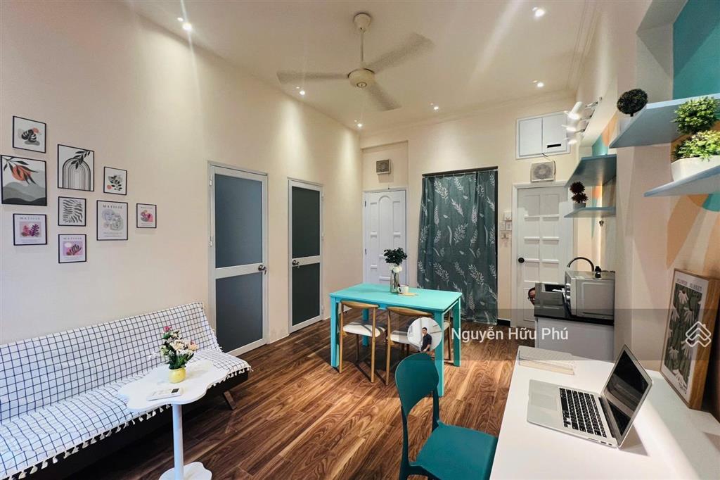 Cho thuê ch 2pn, 1wc balcon full nt 60m2 ngay thích quảng đức, gần phan đăng lưu, phan xích long