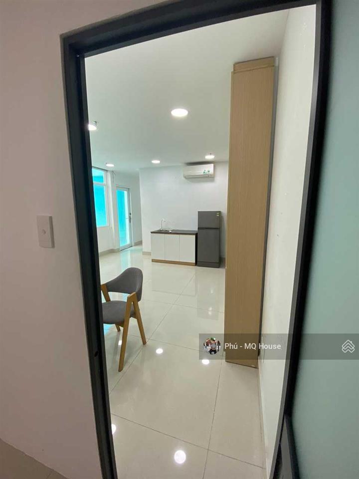 Ch 2pn 2wc balcony full nt ngay phạm văn đồng gần đại học văn lang cs3