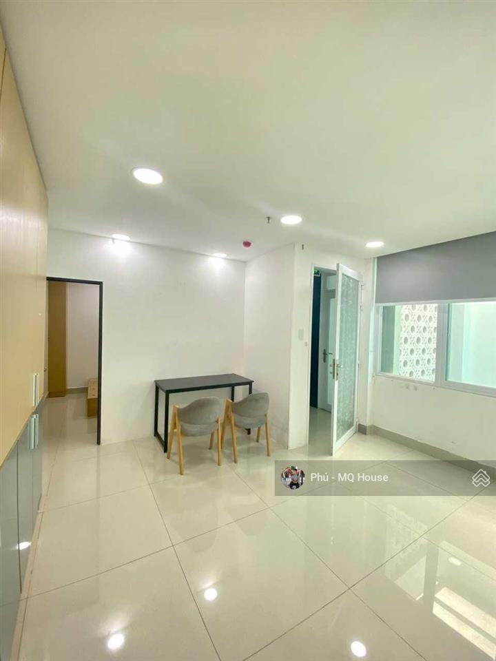 Ch 2pn 2wc balcony full nt ngay phạm văn đồng gần đại học văn lang cs3