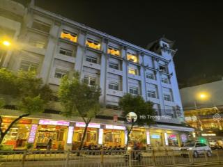 Bán nhà đối diện đầm sen 600m2 (25x33m) 3 tầng, thuê 250tr/th, giá 150 tỷ