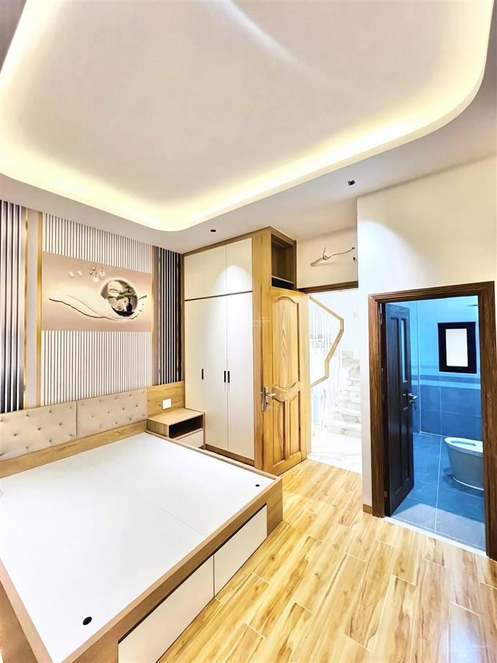 5 tầng, hẻm 413 lê văn quới, 65m2, đường nhựa 7m thông, 5 phòng ngủ ở và kinh doanh