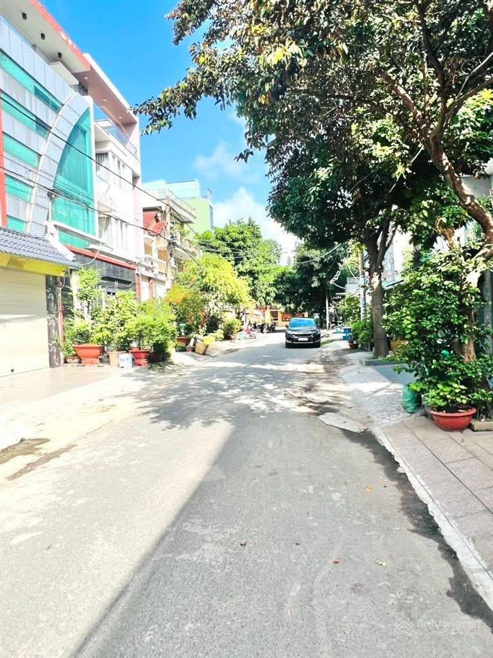 5 tầng, hẻm 413 lê văn quới, 65m2, đường nhựa 7m thông, 5 phòng ngủ ở và kinh doanh