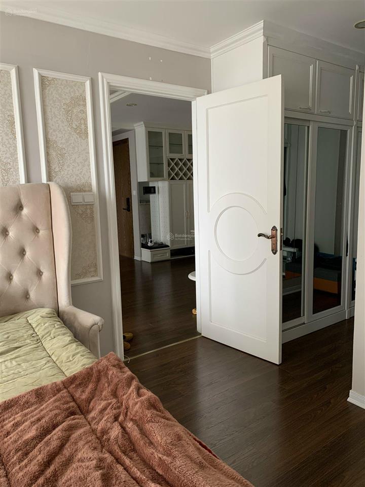 Cho thuê căn hộ 2pn full nội thất đẹp, nhà hướng mát, có slot để ôtô tại seasons avenue  hà đông