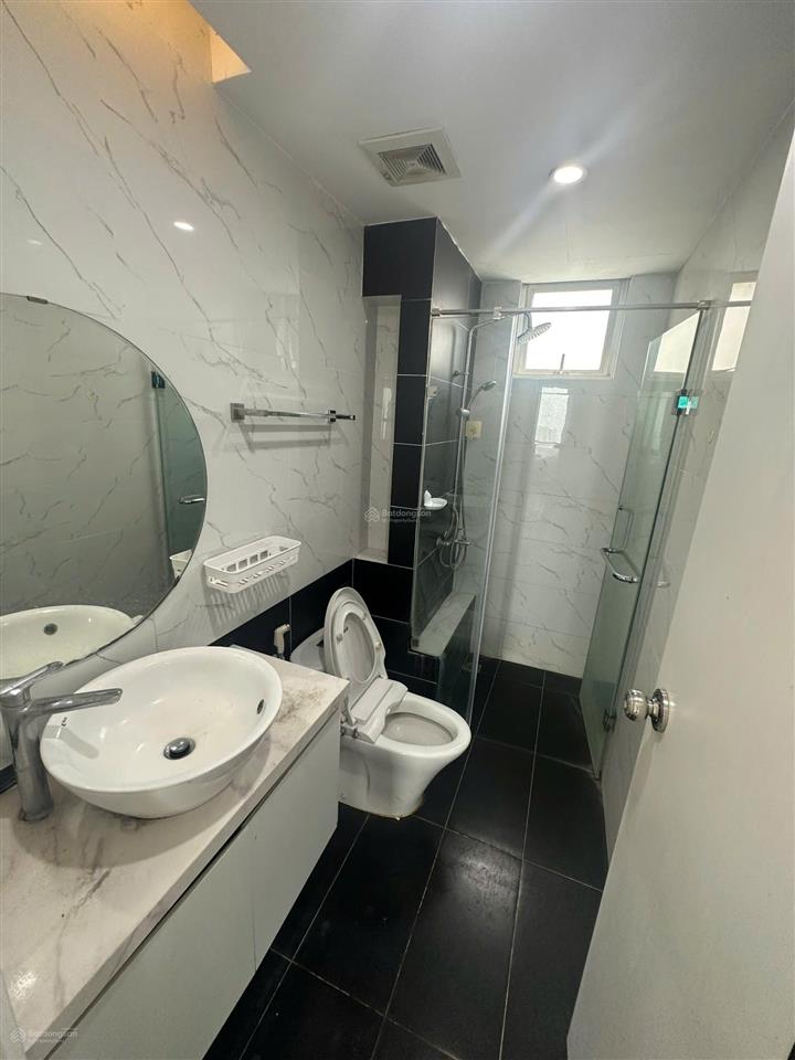 Tìm mua căn hộ 3pn (117m2), slot xe, hướng đn  với 8.5 tỷ (có thương lượng)