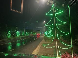 Cho thuê nhà mt phan văn hớn  tân thới nhất  q12  dt 10 x 30 hầm , 6lầu