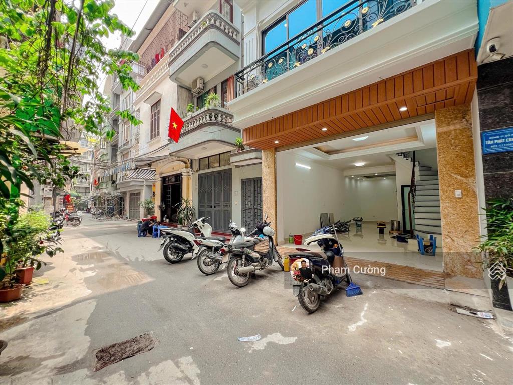Bán nhà phân lô vip hoàng văn thái, trước cửa ô tô tránh, ngõ kinh doanh 64m2 13.9 tỷ