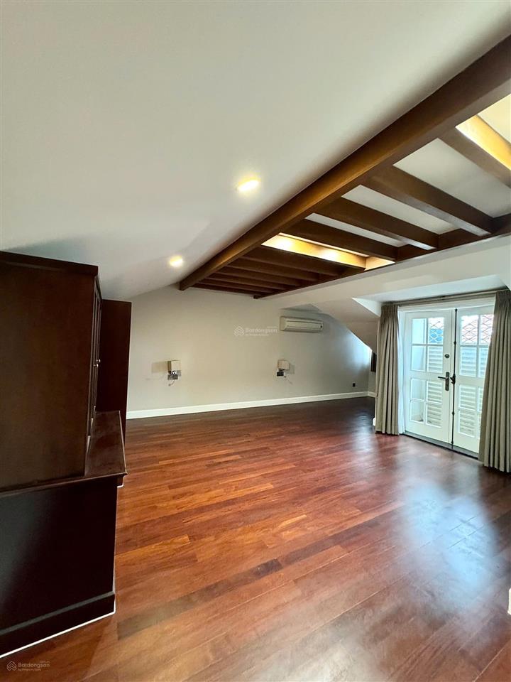 Cho thuê biệt thự sân vườn rộng (520m²  6pn) | trần não (q.2), tp. thủ đức