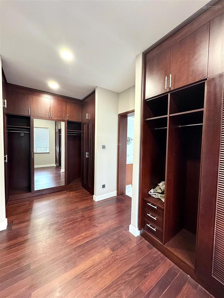 Cho thuê biệt thự sân vườn rộng (520m²  6pn) | trần não (q.2), tp. thủ đức