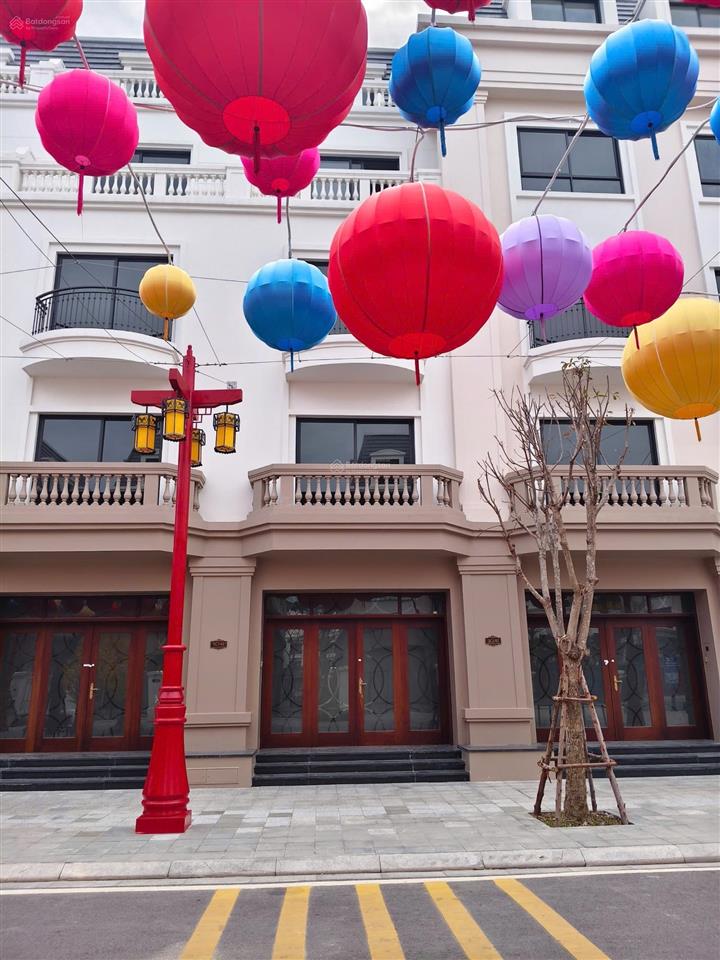 Quỹ căn độc quyền dự án vin móng cái giá chỉ nhỉnh 4 tỷ.  e trang tư vấn uy tín, tận tâm.