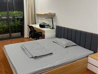 Lõi phố thạch bàn, aeon mall long biên lô góc  5 tầng 40m2  full nội thất  ô tô vài bước