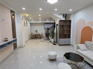 Nhà 4.5 x 8.5m đúc 3 tầng 4pn hẻm 149 lũy bán bích