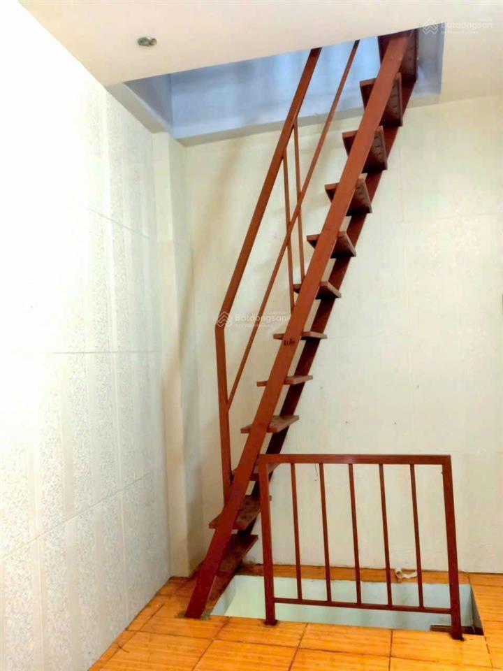 Nhà 3 lầu ngay khu trần hưng đạo  bùi viện p. phạm ngũ lão