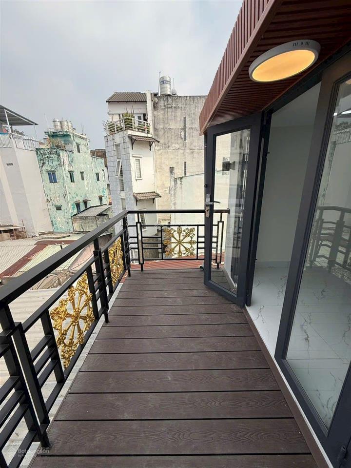 Nhà 3.2m dài 10m đúc 3 lầu hẻm 1/ đường an bình p5 q5