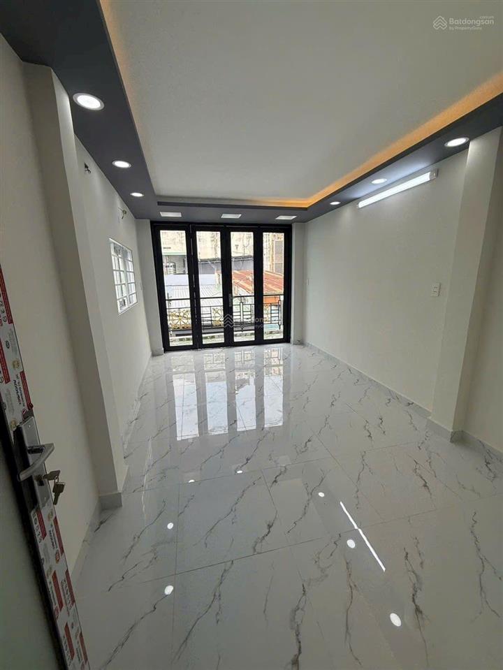 Nhà 3.2m dài 10m đúc 3 lầu hẻm 1/ đường an bình p5 q5