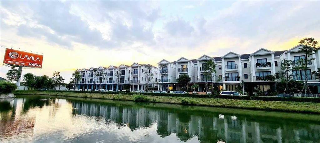 Bán gấp nhà phố nine south kdc ven sông giá 16 tỷ 800tr,  0909 904 ***
