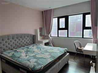 Bán căn 2pn 2vs trên cơ bản diện tích 68m2 giá 5,4 tỷ.  0343 359 ***