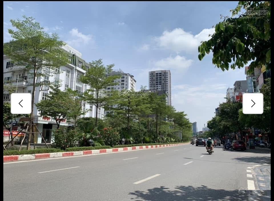 Hoàng quốc việt, đầu tư xây văn phòng, chdv, 150m2, ô tô tránh, 35 tỷ