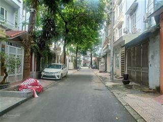 Cầu giấy, phân lô, ô tô tránh, vỉa hè, 2 thoáng. 60m, 22 tỷ, 0983 956 ***