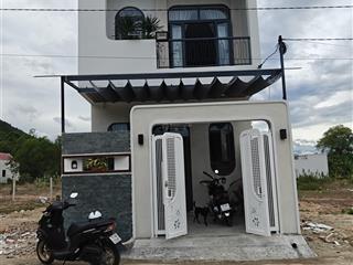 Bán nhà 2 tầng  mới xây  diên an  nội thất đầy đủ  đường oto 6mét  giá 1tỷ9