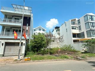 Bán gấp 35 tỷ nền ngang 10m kdc văn minh quận 2 dt 200 m2  giá 35 tỷ chốt ngay
