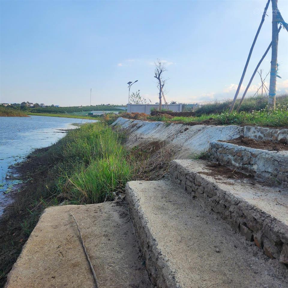 Cần bán gấp khu đất vàng giáp hồ diện tích 12185m2, có gần 7000m2 thổ cư