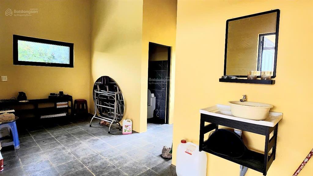 Cần bán mảnh vườn 9.734m2, view đỉnh cao, có đất ở, có nhà đẹp, đã hoàn thiện hạ tầng, rào, cổng