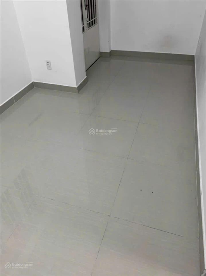 Bán nhà 2 tầng gần ngã tư nguyễn văn trỗi huỳnh văn bánh, 41m2, 5.8 tỷ