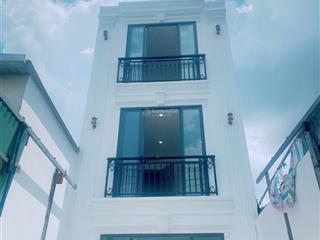 Nhà đẹp giá rẻ 3 tầng btct lã xuân oai xách vali vào ở ngay chỉ 5.4 tỷ