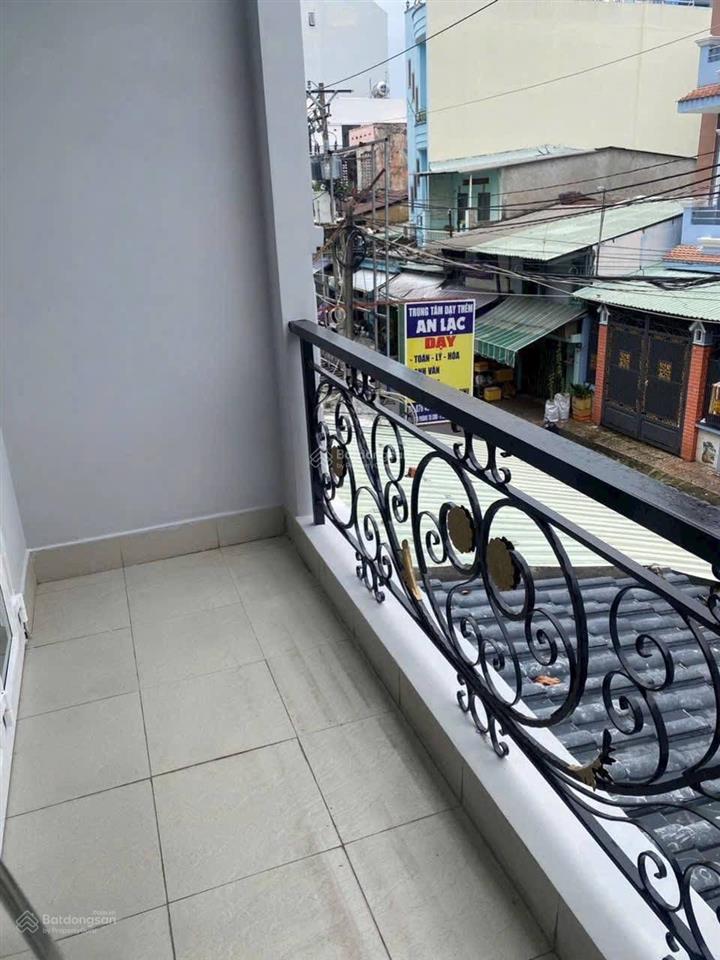 Nhà đẹp giá rẻ 2 tầng btct phùng tá chu tiện kinh doanh chỉ 6.7 tỷ