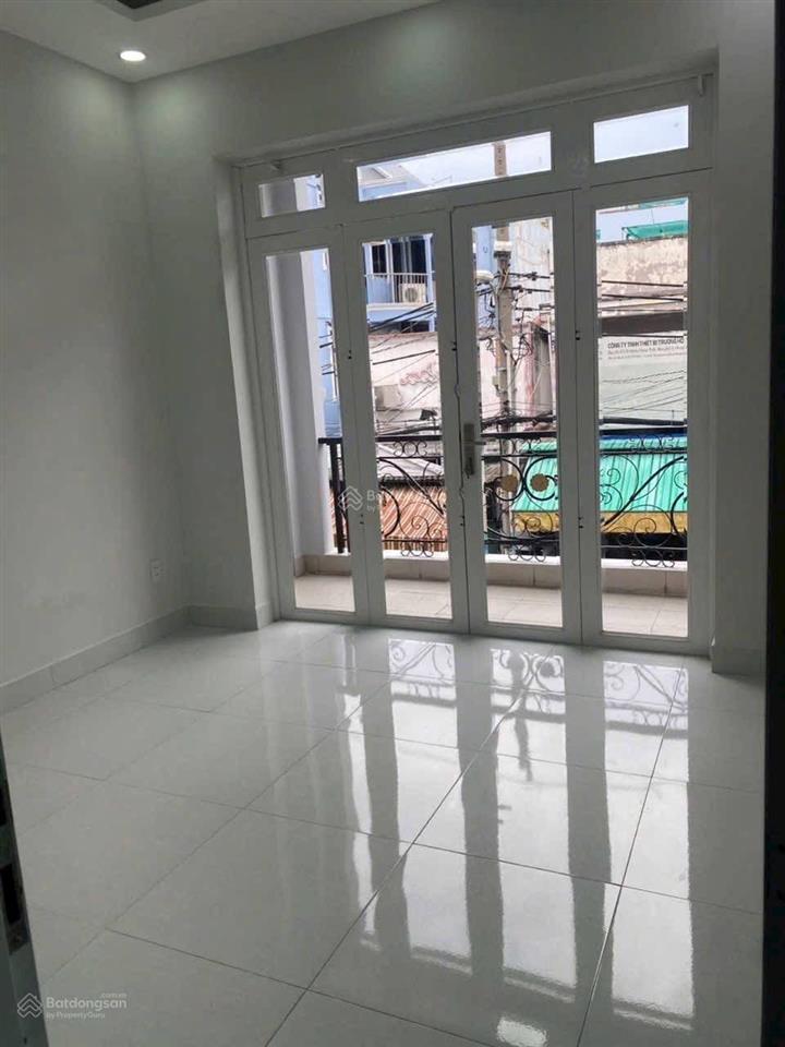 Nhà đẹp giá rẻ 2 tầng btct phùng tá chu tiện kinh doanh chỉ 6.7 tỷ