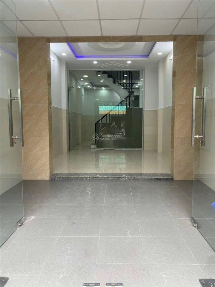 Nhà đẹp giá rẻ 2 tầng btct phùng tá chu tiện kinh doanh chỉ 6.7 tỷ