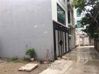 Chính chủ cần bán nhà đông ngạc 36m2 mặt ngõ ô tô tránh nhau.