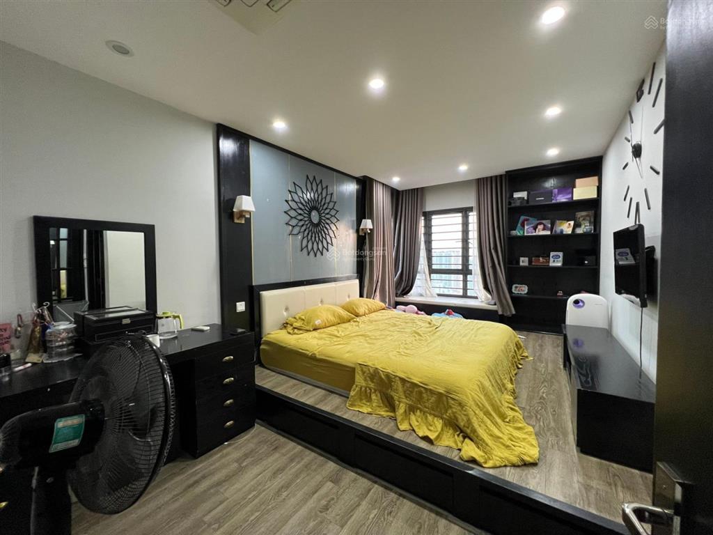 Tin chuẩn mulberry lane bán căn 2pn + 1, 114m2 tòa vip d ban công đông nam thoáng mát/ 0366 976 ***