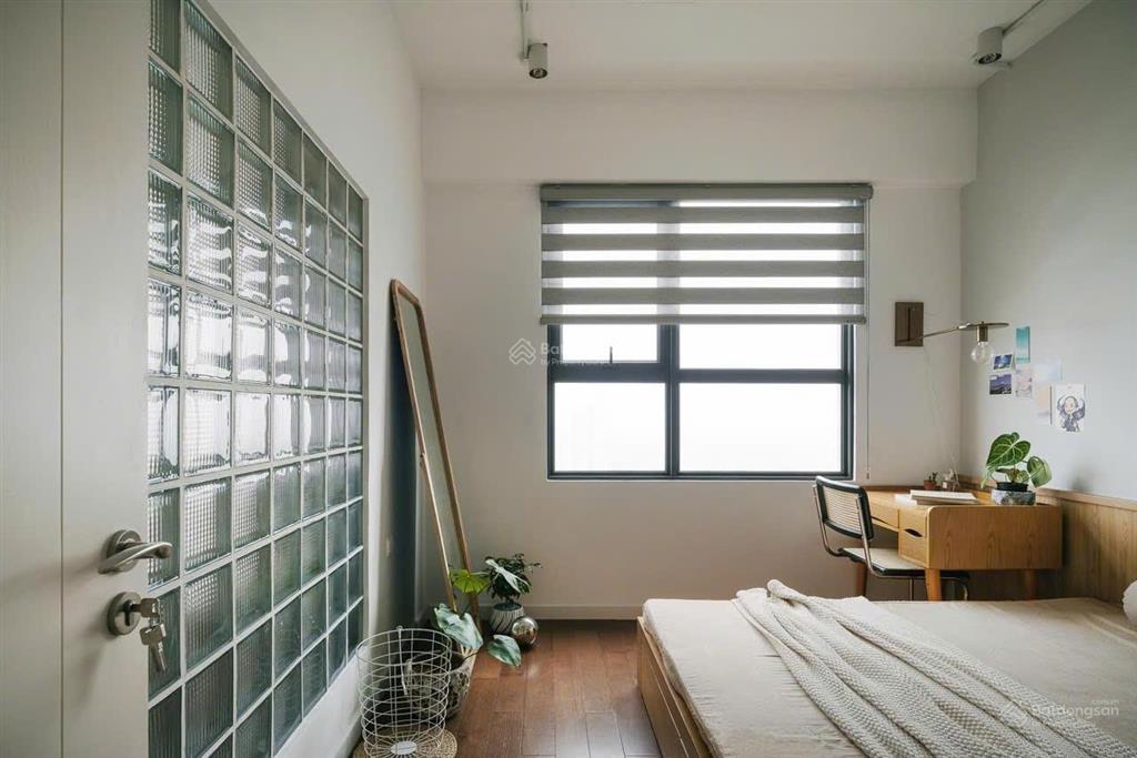 Căn hộ 1 ngủ vinhomes d'capitale 58m2, tầng trung, full đồ cao cấp với ban công đông nam mát 5.8 tỷ